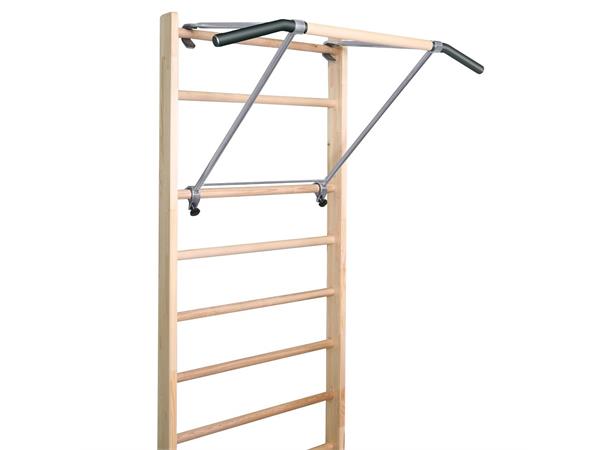 Ribbevegg med pull-up stang 230 cm 1 seksjon | Avstand 25,2 cm | Ask 