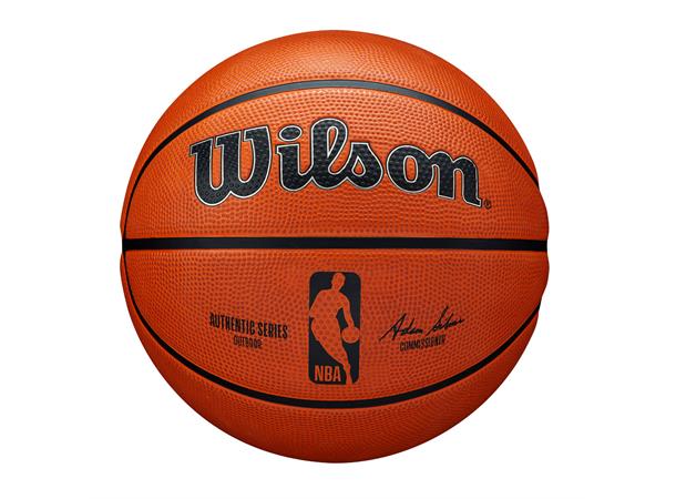 Basketball Wilson NBA Authentic Outdoor Basketball til utebruk | Street Basket