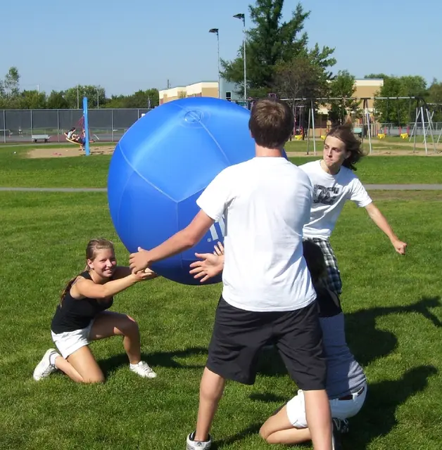 KIN-BALL® Sport Utendørs 102 cm Kan brukes utendørs også om vinteren 