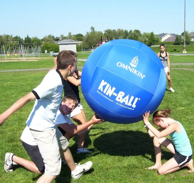 KIN-BALL® Sport Utendørs 102 cm Kan brukes utendørs også om vinteren 