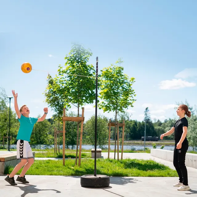 Smashballpakke til skolen Smashball, stang og sementfot 