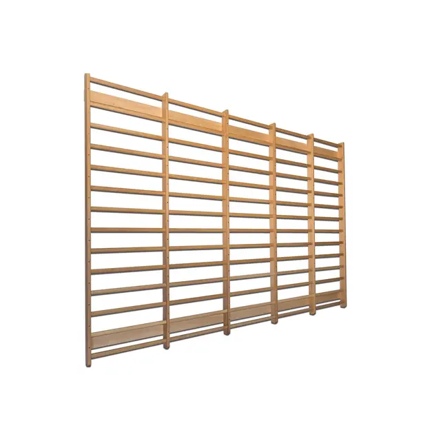 Klubben Premium Ribbevegg 265 x 375 cm 5 seksjoner | Avstand 15,5 cm | Bøk 