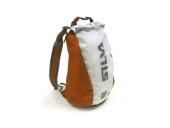Carry Dry Backpack 15L - Svart/Hvit Vanntett og ultralett ryggsekk