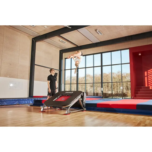 Trampett Mini Dorado 40 fjærer Egnet for elitegymnaster 